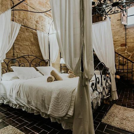 Durmiendo Como Reyes En La Rioja Cihuri 外观 照片